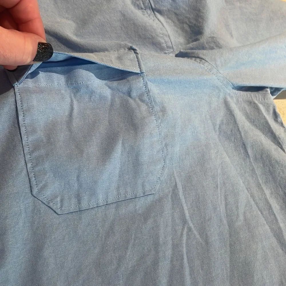 Under Armour button down SZ large - Picture 8 of 8